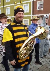 Traumhafter, kunterbunter Kinderfaschingszug