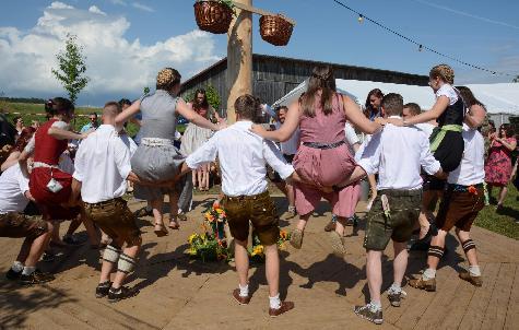 Steiningloher Kirwastodl-Nächte sind lang