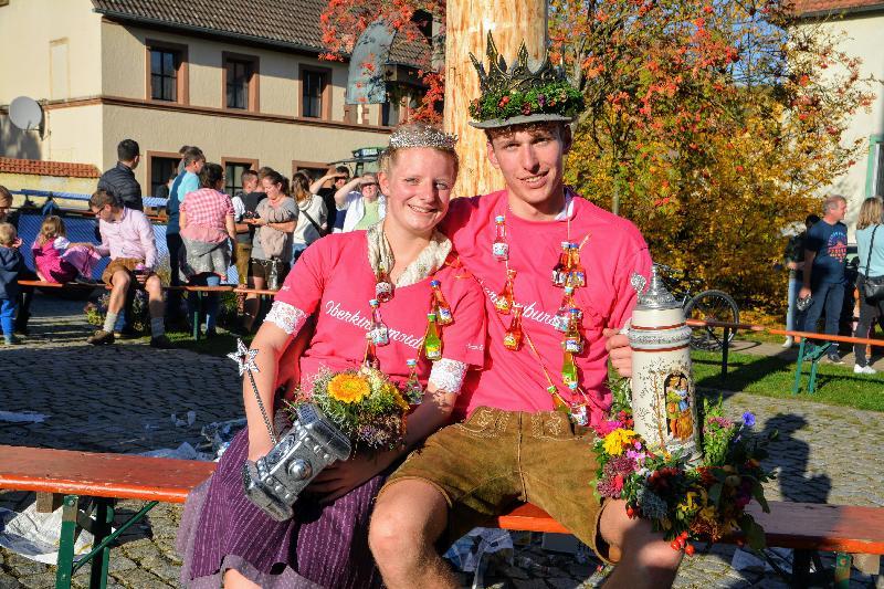 Beim Kirwawochenende in Ehefeld, Unterhaltung für Jung und Alt.