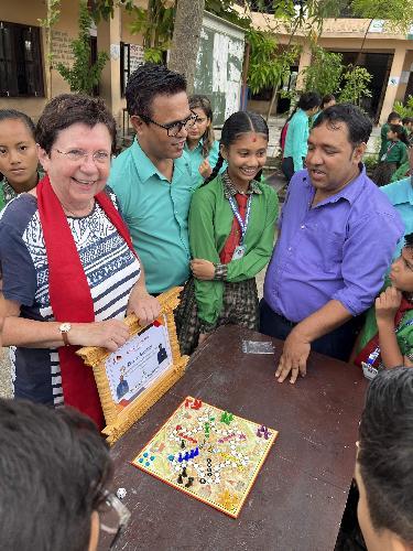 Nepal-Aktion von Africa Luz: Ein Tropfen auf den heißen Stein