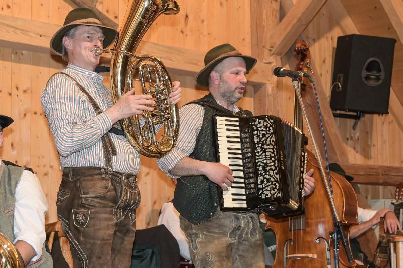 Ausverkauftes Haus bei der „Musi im Stodl“