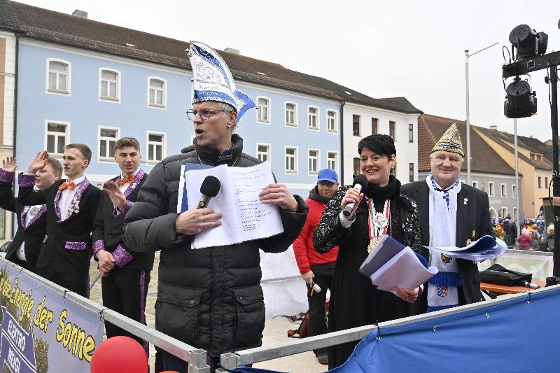 Hirschau fest in Kinder-Narrenhand