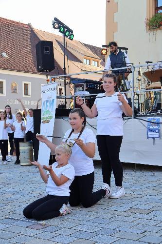 Heiße Stimmung bei heißem Marktplatzfest