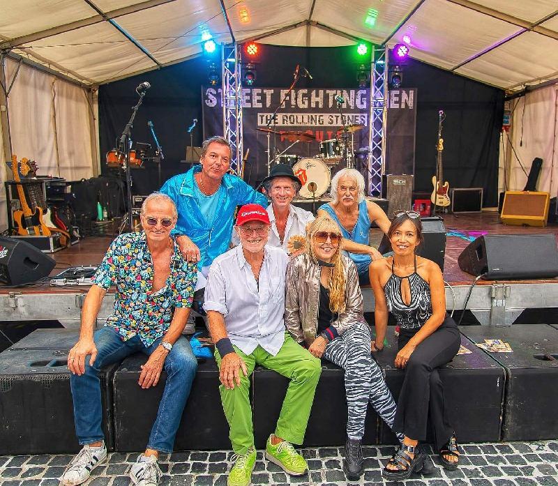 Zum Bild (Foto: Kulturwerkstatt Hirschau):
Ein Event der Sonderklasse präsentiert die Kulturwerkstatt Hirschau e.V. am Samstag, 7. September, allen Rolling Stones-Fans mit dem Konzert der Band „Street Fighting Men – The Stones Tribute“ am Monte Kaolino in Hirschau.
 - Foto von kulturwerkstatt Hirschau