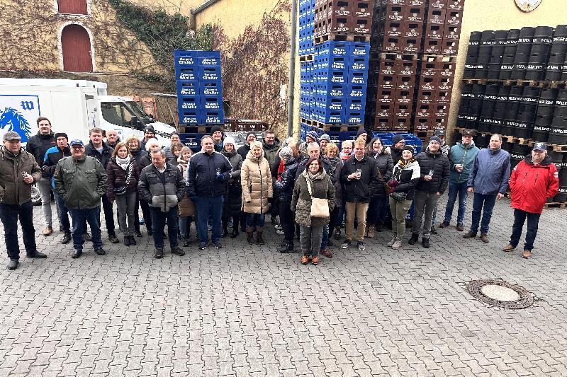 Mitglieder des Oberpfälzer Waldvereins Massenricht und der Hüttenschützen Massenricht, besichtigten die Brauerei Winkler in Amberg. - Foto von Fritz Dietl