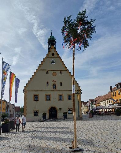 Hirschauer feiern zwei Tage lang ihre Kirwa
