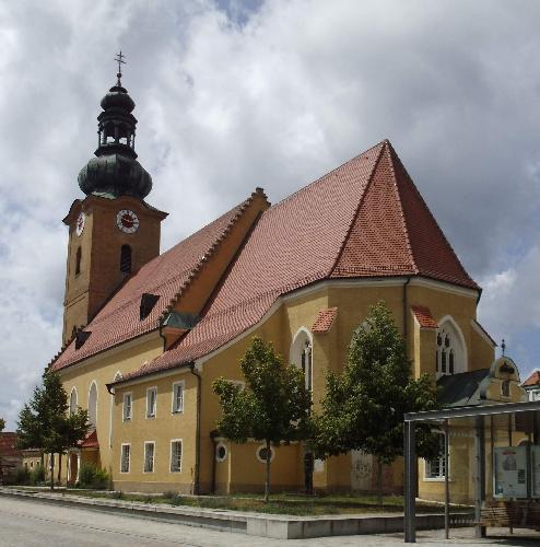 Stadtpfarrkirche wegen Holzwurmbekämpfung gesperrt - Foto von Werner Schulz