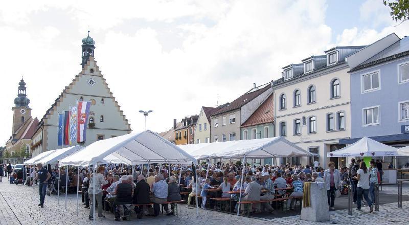 Hirschau feiert 46. Marktplatzfest 